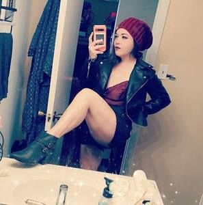 Meet your Posher, Destiny